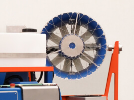 Sprühgerät: sprüht die Reben gleichmäßig mit seinem beidseitigen Design und sorgt so für optimale Abdeckung.